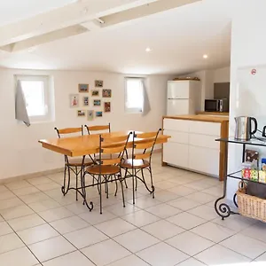 https://appartement-au-coeur-de-l-isle.fr-provencehotel.com